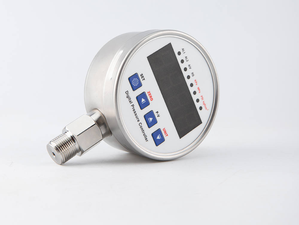 JUN STUDIO20240110IMG_1718.jpg