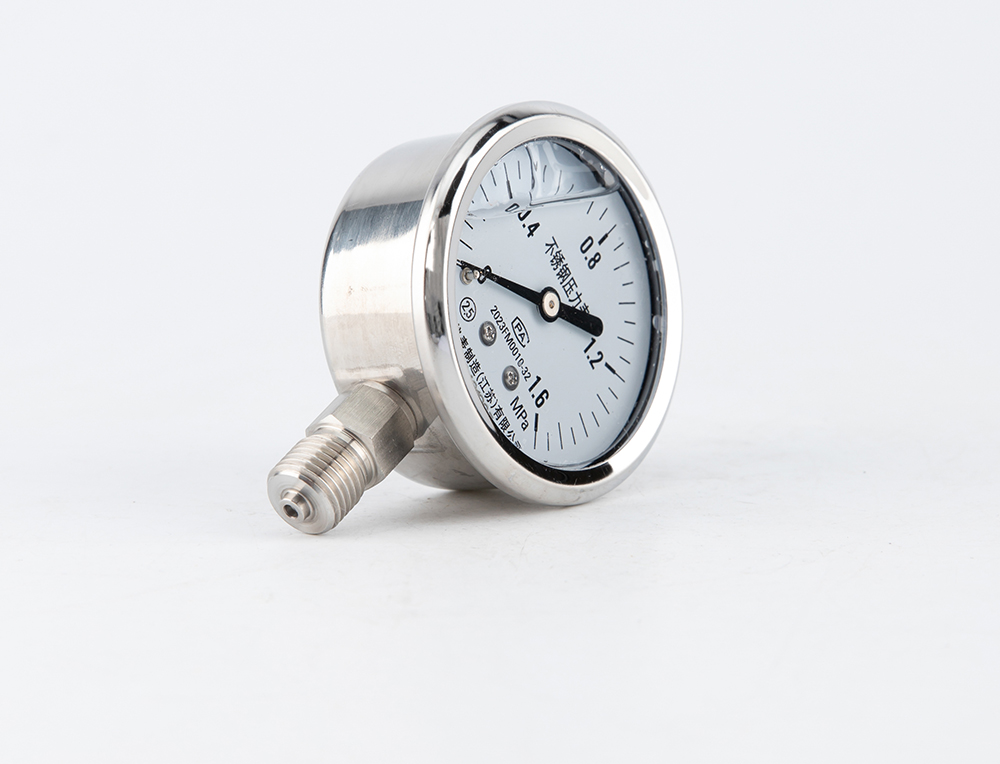 JUN STUDIO20240110IMG_0120.jpg