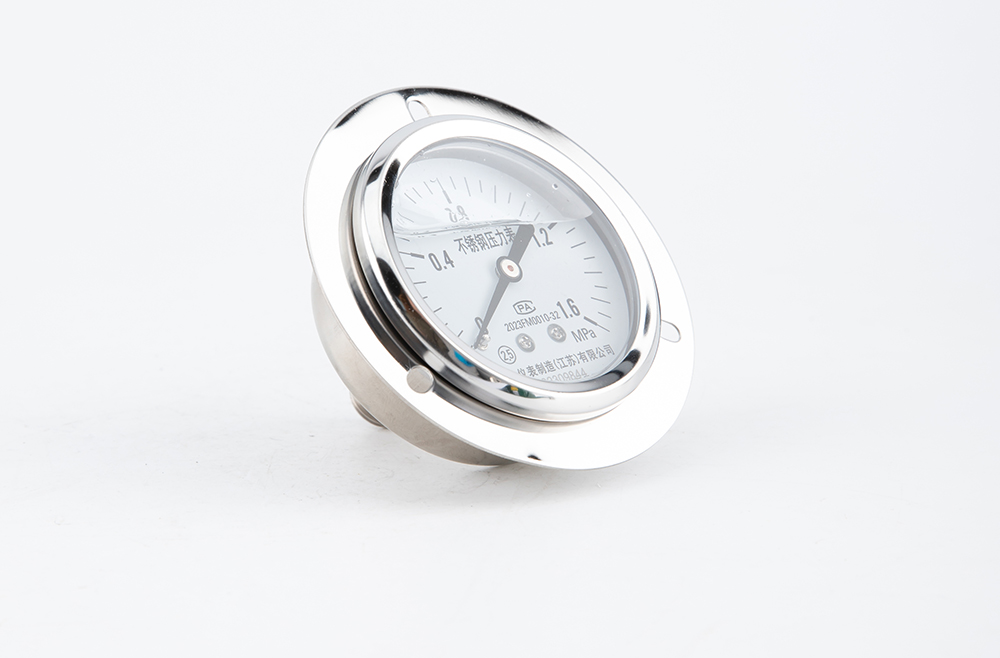 JUN STUDIO20240111IMG_0460.jpg